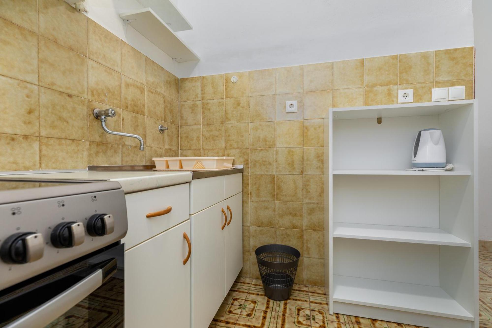 Apartments By The Sea Lokva Rogoznica, Omis - 18638 Bilik gambar